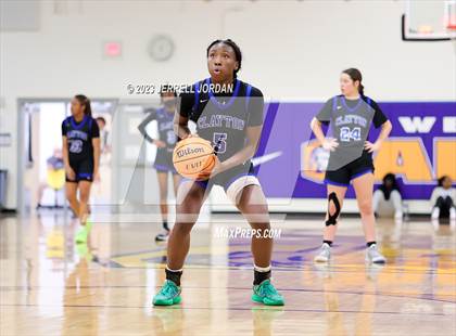 Thumbnail 2 in Clayton vs Willow Spring (Greater Neuse River 4A Conference Tournament) photogallery.