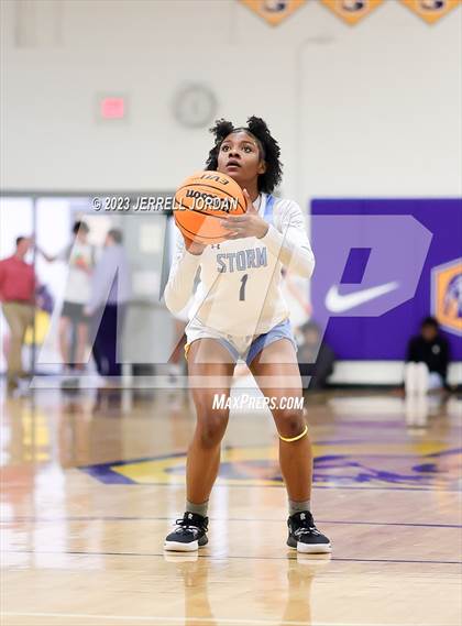 Thumbnail 3 in Clayton vs Willow Spring (Greater Neuse River 4A Conference Tournament) photogallery.