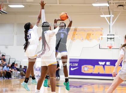 Thumbnail 2 in Clayton vs Willow Spring (Greater Neuse River 4A Conference Tournament) photogallery.