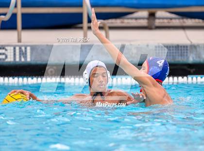 Thumbnail 1 in Los Amigos @ Los Alamitos photogallery.