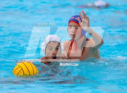 Thumbnail 2 in Los Amigos @ Los Alamitos photogallery.