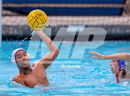 Thumbnail 2 in Los Amigos @ Los Alamitos photogallery.