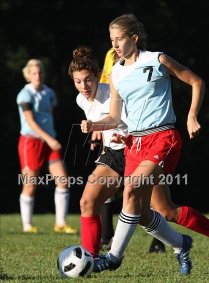 Thumbnail 1 in Halls vs Sullivan South (Sevier County Invitational) photogallery.
