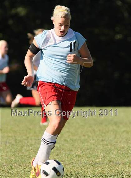 Thumbnail 1 in Halls vs Sullivan South (Sevier County Invitational) photogallery.