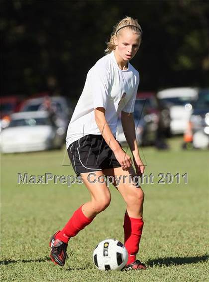 Thumbnail 2 in Halls vs Sullivan South (Sevier County Invitational) photogallery.