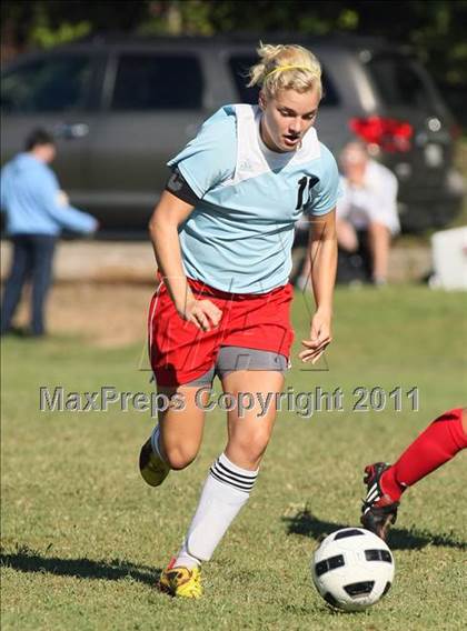 Thumbnail 1 in Halls vs Sullivan South (Sevier County Invitational) photogallery.