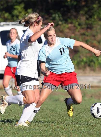 Thumbnail 1 in Halls vs Sullivan South (Sevier County Invitational) photogallery.