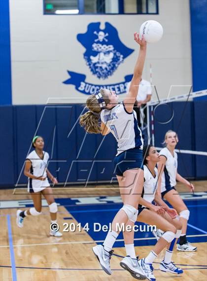 Thumbnail 2 in Berkeley Prep vs. Bishop Kenny (Berkeley Premier) photogallery.