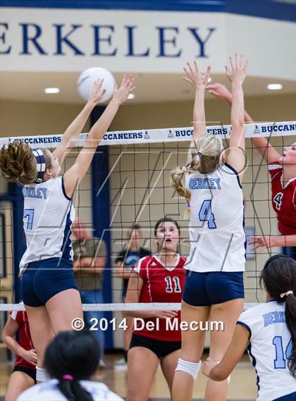 Thumbnail 2 in Berkeley Prep vs. Bishop Kenny (Berkeley Premier) photogallery.