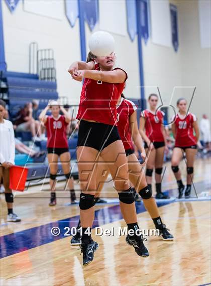 Thumbnail 1 in Berkeley Prep vs. Bishop Kenny (Berkeley Premier) photogallery.