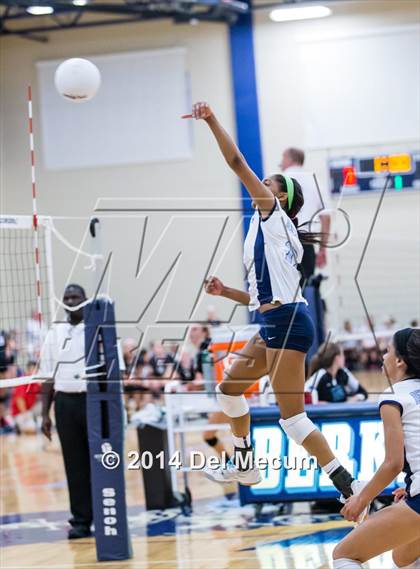 Thumbnail 2 in Berkeley Prep vs. Bishop Kenny (Berkeley Premier) photogallery.