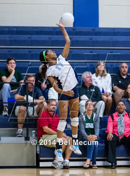 Thumbnail 3 in Berkeley Prep vs. Bishop Kenny (Berkeley Premier) photogallery.