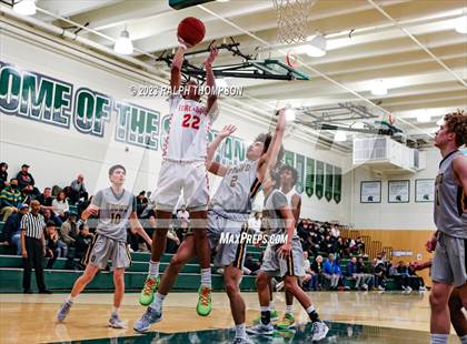 Thumbnail 1 in Bishop O'Dowd vs. Taft (MLK Classic @ De La Salle) photogallery.