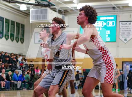 Thumbnail 3 in Bishop O'Dowd vs. Taft (MLK Classic @ De La Salle) photogallery.