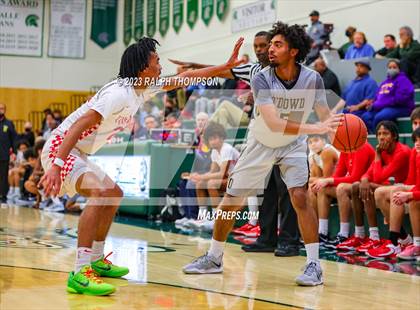 Thumbnail 2 in Bishop O'Dowd vs. Taft (MLK Classic @ De La Salle) photogallery.