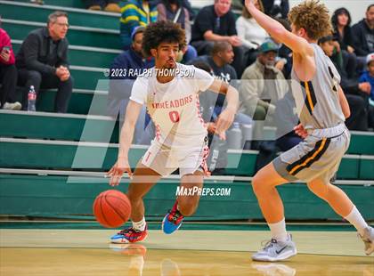 Thumbnail 2 in Bishop O'Dowd vs. Taft (MLK Classic @ De La Salle) photogallery.
