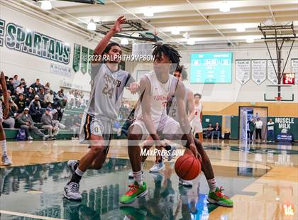 Thumbnail 2 in Bishop O'Dowd vs. Taft (MLK Classic @ De La Salle) photogallery.