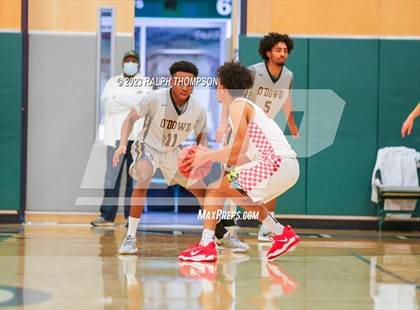 Thumbnail 3 in Bishop O'Dowd vs. Taft (MLK Classic @ De La Salle) photogallery.