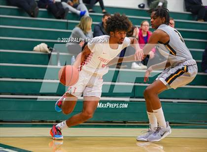 Thumbnail 2 in Bishop O'Dowd vs. Taft (MLK Classic @ De La Salle) photogallery.