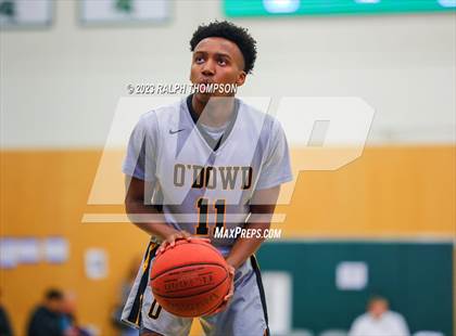 Thumbnail 1 in Bishop O'Dowd vs. Taft (MLK Classic @ De La Salle) photogallery.