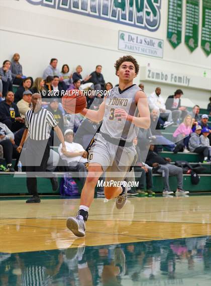 Thumbnail 3 in Bishop O'Dowd vs. Taft (MLK Classic @ De La Salle) photogallery.