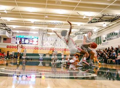 Thumbnail 3 in Bishop O'Dowd vs. Taft (MLK Classic @ De La Salle) photogallery.