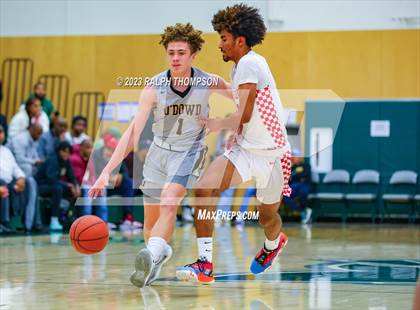 Thumbnail 3 in Bishop O'Dowd vs. Taft (MLK Classic @ De La Salle) photogallery.