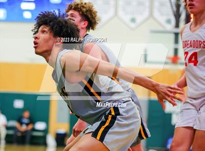 Thumbnail 1 in Bishop O'Dowd vs. Taft (MLK Classic @ De La Salle) photogallery.