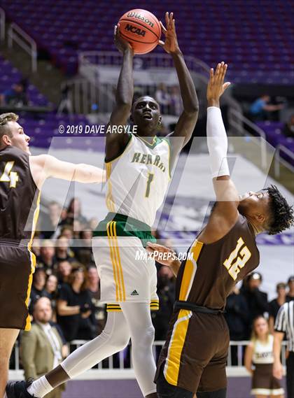Thumbnail 3 in Davis vs. Kearns (UHSAA 6A Quarterfinal) photogallery.