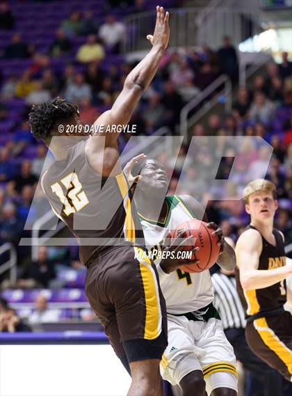 Thumbnail 2 in Davis vs. Kearns (UHSAA 6A Quarterfinal) photogallery.