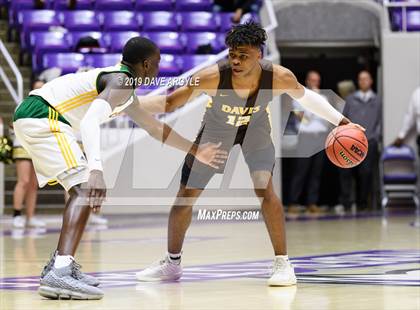 Thumbnail 2 in Davis vs. Kearns (UHSAA 6A Quarterfinal) photogallery.