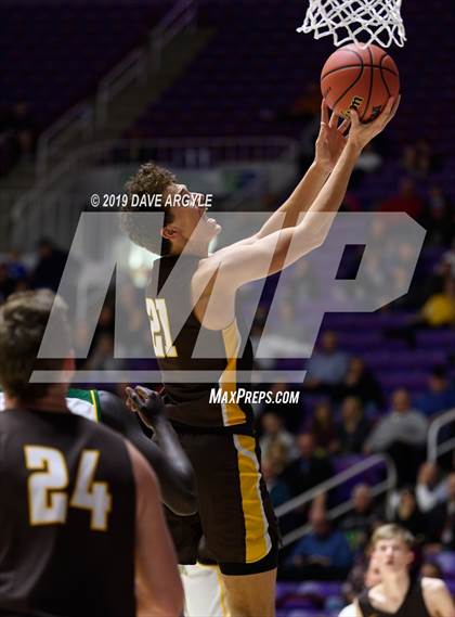 Thumbnail 2 in Davis vs. Kearns (UHSAA 6A Quarterfinal) photogallery.