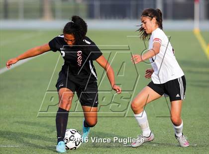 Thumbnail 3 in Verdugo Hills vs. Sotomayor (CIF LACS D3 Final) photogallery.