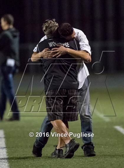 Thumbnail 3 in Verdugo Hills vs. Sotomayor (CIF LACS D3 Final) photogallery.