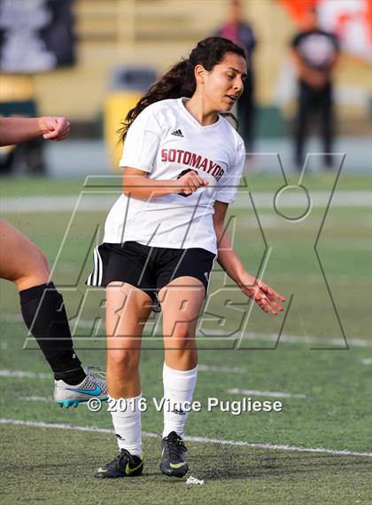 Thumbnail 2 in Verdugo Hills vs. Sotomayor (CIF LACS D3 Final) photogallery.