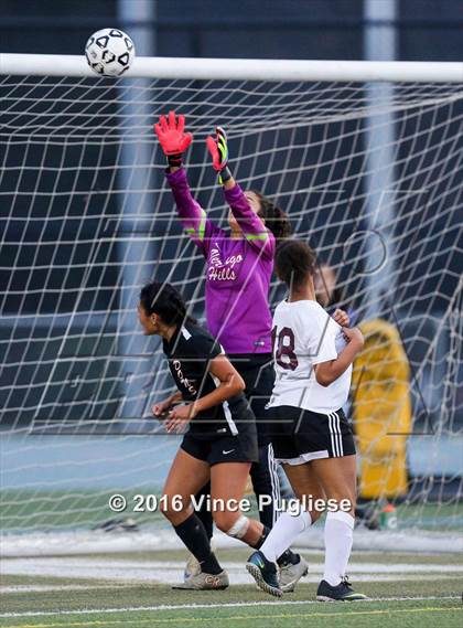 Thumbnail 2 in Verdugo Hills vs. Sotomayor (CIF LACS D3 Final) photogallery.