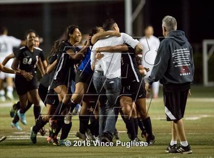 Thumbnail 3 in Verdugo Hills vs. Sotomayor (CIF LACS D3 Final) photogallery.