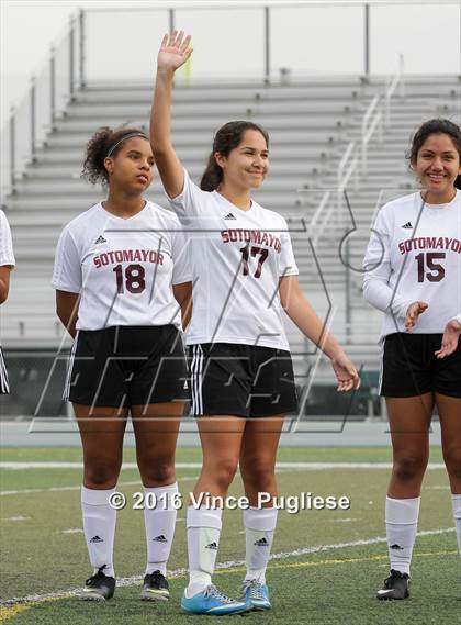 Thumbnail 3 in Verdugo Hills vs. Sotomayor (CIF LACS D3 Final) photogallery.