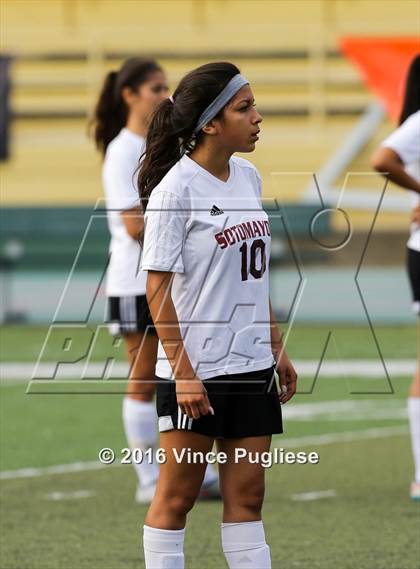 Thumbnail 2 in Verdugo Hills vs. Sotomayor (CIF LACS D3 Final) photogallery.