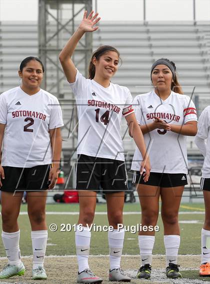 Thumbnail 3 in Verdugo Hills vs. Sotomayor (CIF LACS D3 Final) photogallery.