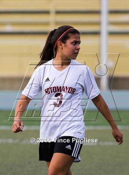 Thumbnail 3 in Verdugo Hills vs. Sotomayor (CIF LACS D3 Final) photogallery.