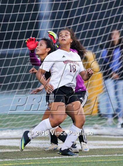 Thumbnail 1 in Verdugo Hills vs. Sotomayor (CIF LACS D3 Final) photogallery.