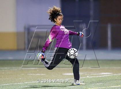 Thumbnail 2 in Verdugo Hills vs. Sotomayor (CIF LACS D3 Final) photogallery.