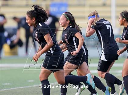 Thumbnail 2 in Verdugo Hills vs. Sotomayor (CIF LACS D3 Final) photogallery.