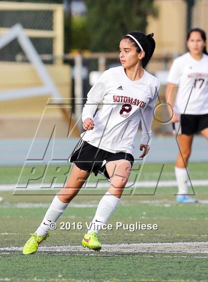 Thumbnail 1 in Verdugo Hills vs. Sotomayor (CIF LACS D3 Final) photogallery.