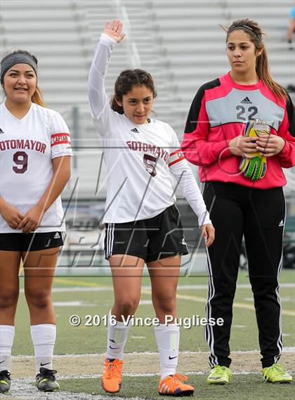 Thumbnail 2 in Verdugo Hills vs. Sotomayor (CIF LACS D3 Final) photogallery.