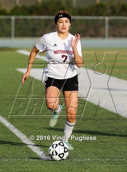 Thumbnail 1 in Verdugo Hills vs. Sotomayor (CIF LACS D3 Final) photogallery.