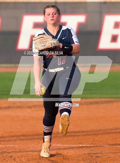 Thumbnail 3 in Tompkins vs Katy photogallery.