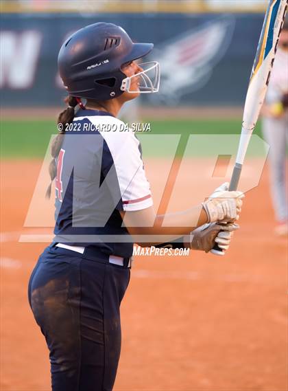 Thumbnail 2 in Tompkins vs Katy photogallery.