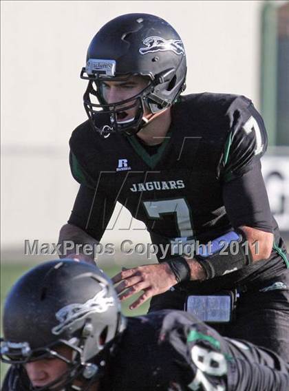 Thumbnail 2 in Battle Mountain @ D'Evelyn (CHSAA 3A Playoffs) photogallery.